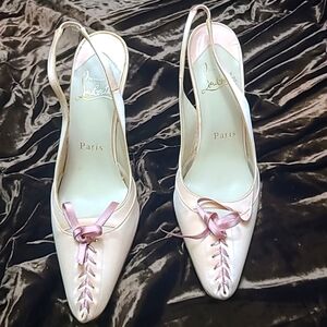 Authentic Christian Louboutin Jekyl Pink Crepe 2" heel